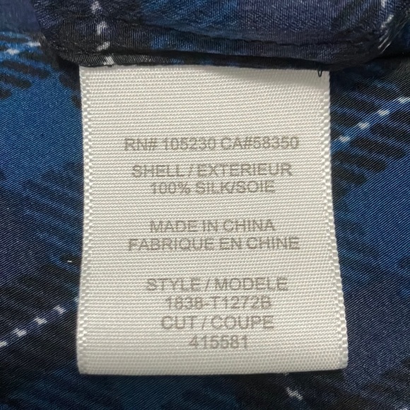 Joie Silk Button Down Patterned Blouse Size XXS - Picture 5 of 6